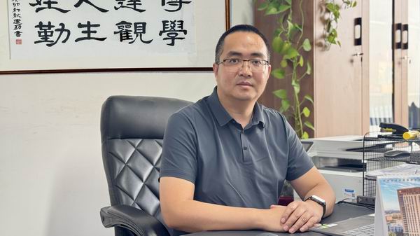 13尚馳程 人防院院長(zhǎng) 房屋安全鑒定公司經(jīng)理